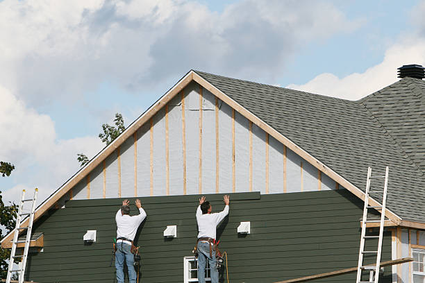 Professional Vinyl Siding technician working in Montgomery, PA